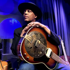 Image - Eric Bibb © Patricia De Gorostarzu