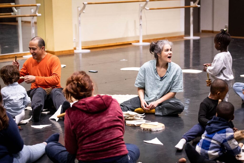 Atelier parents-enfants avec la compagnie du porte-voix